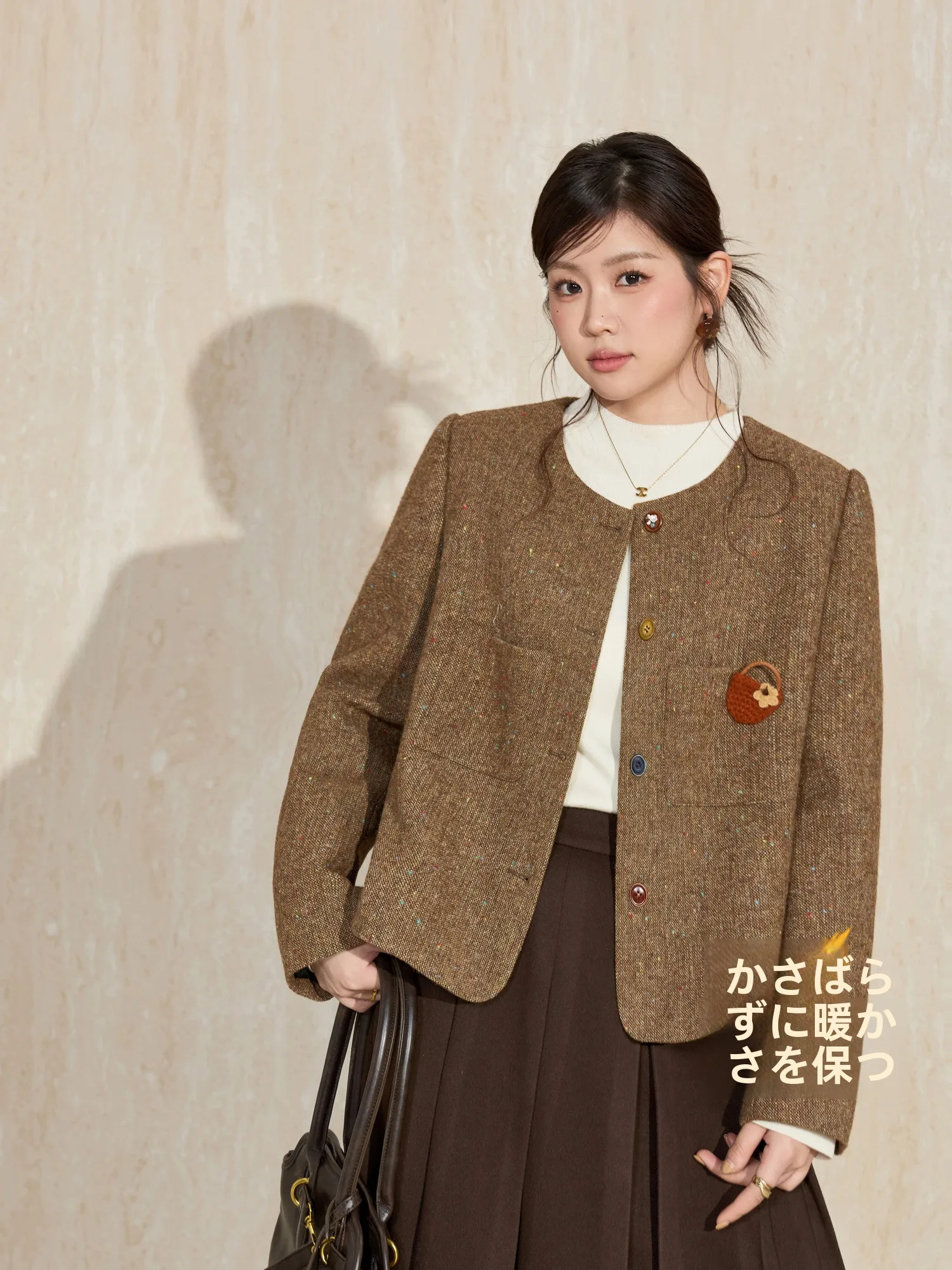 女性ダウンジャケットを選ぶときに迷うのは、本当にサイズと素材だけ？