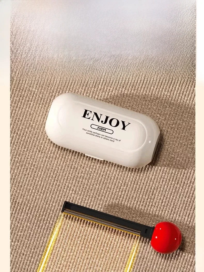 derma roller とは何か？実は、家にある「猫の毛を落とすローラー」が、あなたの肌ケアに役立つ可能性がある！