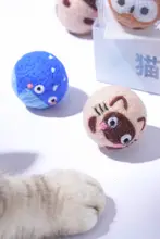 手作りの純羊毛猫形おもちゃボール【静音・猫じゃらし用・楽しさアップ】