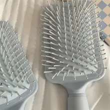 可愛いエアクッションマッサージヘアブラシ【防脱毛・静電気対策・女性用】