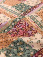 コットンリネン混合生地のヴィンテージ風フラワープリントエプロン用布【ハンドメイド・パッチワーク】