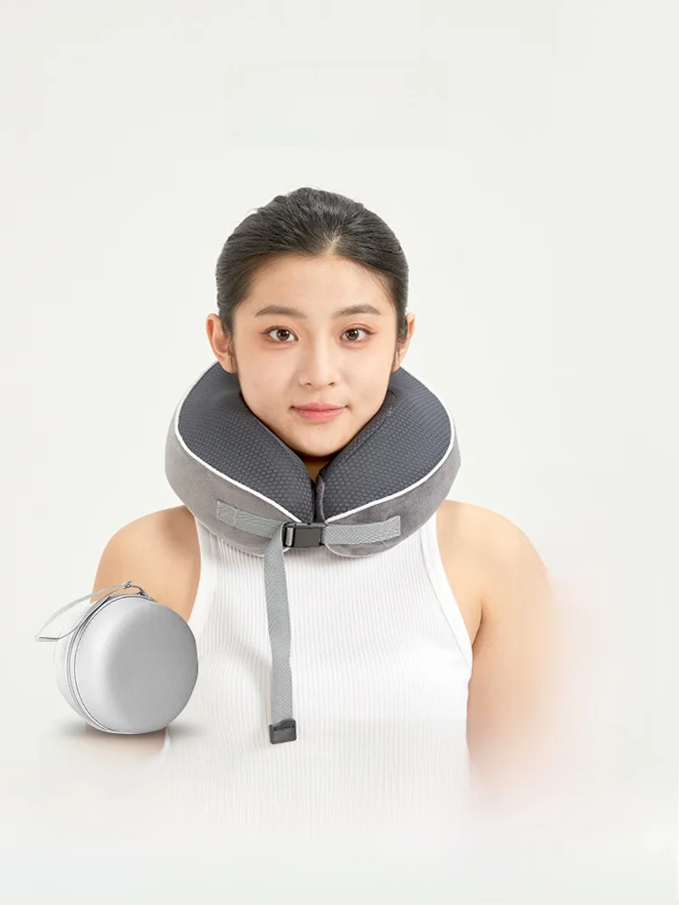 首が痛いときの枕選び：双驼峰デザインのU型枕が首の負担を軽減