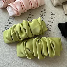 手作りサテン生地の高級感あるプリーツヘアクリップ【前髪やサイド用・華やかで万能】