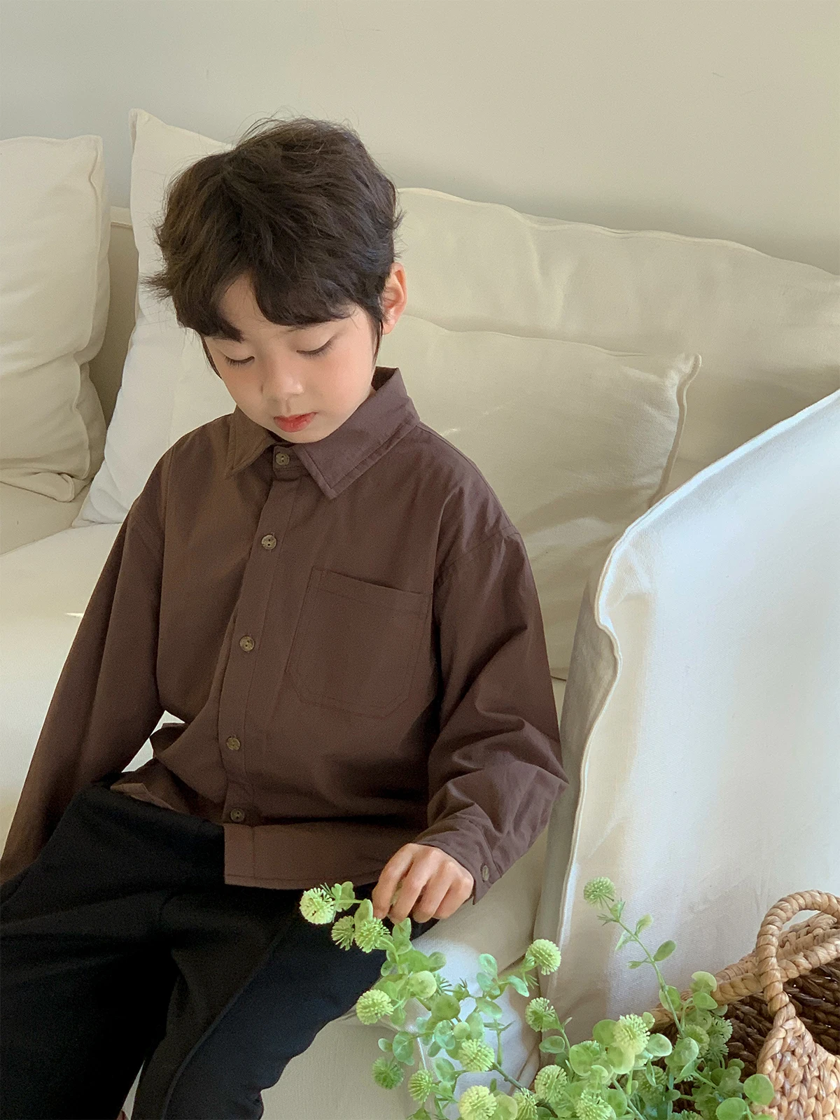 4歳の男の子にぴったりの服のサイズは？フリース長袖シャツが解決するリアルな悩み