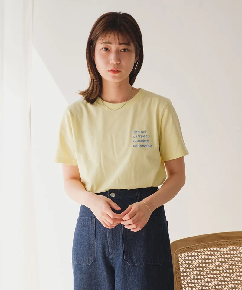 cropped t shirt は夏に着るべきか？それとも、シンプルな直筒型サマートップスが今、注目されている？