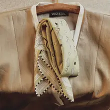 高級感ある純絹ストライプスカーフ【女性用・首巻き対応・洗練されたデザイン】