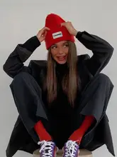 赤いクリスマスニットキャップ【アンゴラウール・防寒・男女兼用】