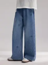 子供用デニムパンツ【ストレートシルエット・星柄刺繍・春用】