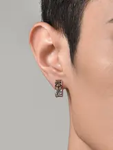 微笑みを浮かべた小丑デザインの男性用ピアス【トレンド・オシャレ・スタイリッシュ】