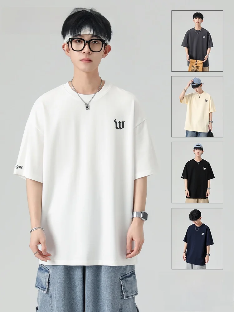 メンズTシャツ白色コットン半袖：ゆったりシルエットで夏のインナーに最適な選択