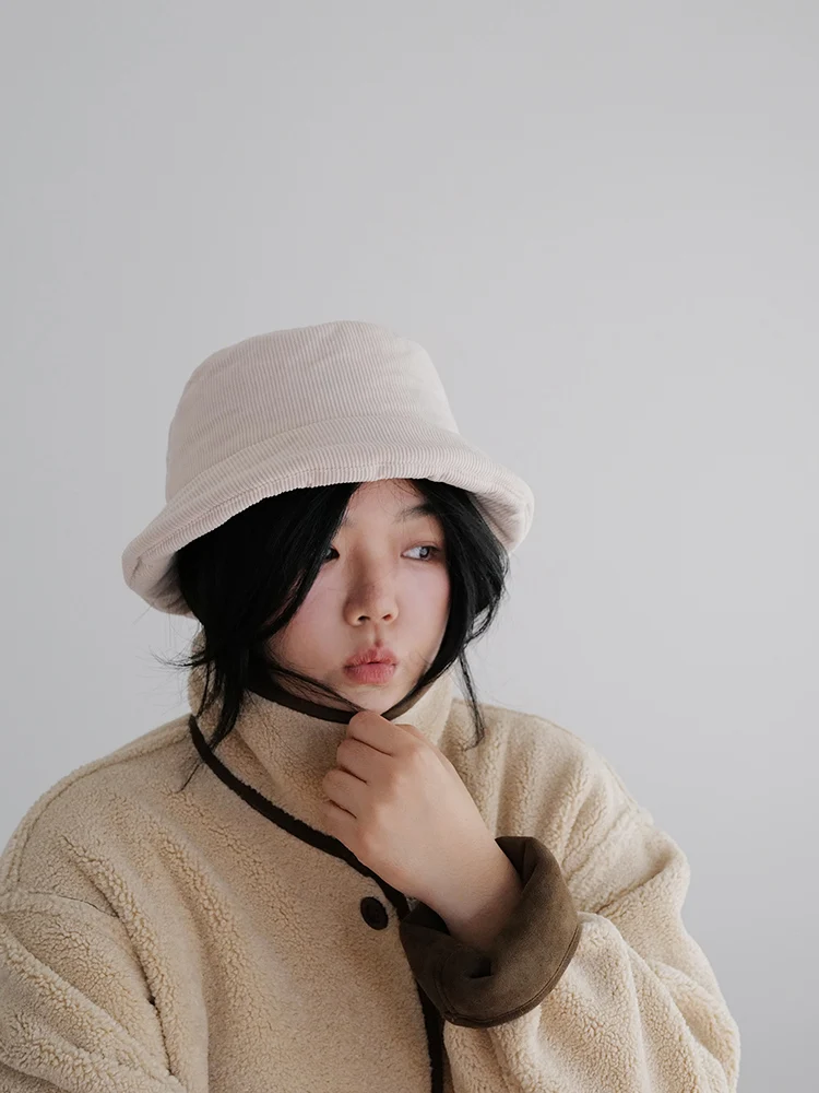 4歳 帽子 は子どもに合うのか？おばさん 帽子 と ふんわりコーデュロイ ハットの違いは？