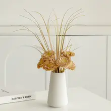 ミニマルデザインの白い陶器花瓶【テーブル用・フラワーアレンジ・チューリップ対応】