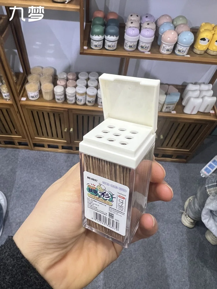 スタイリッシュなデザインの歯pickケース：高級感とポータブル性を備えた家庭用ケアアイテム