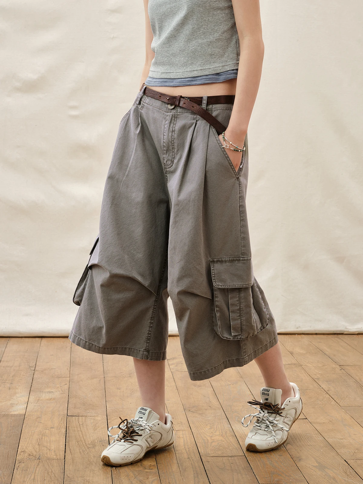 アウトドアデートで自然と過ごすとき、どんな服装がベストなのか？