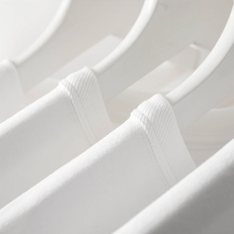 「Tシャツを飾るハンガー」を選ぶべき理由は？その選び方と実際の使い方を徹底解説