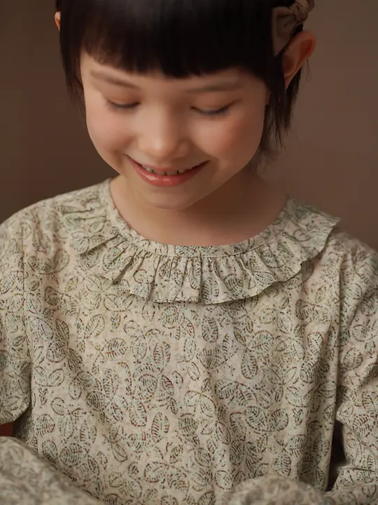 春秋用 子供用 長袖花柄シャツ【カジュアル・女の子用・韓国風】（セットアップ対応）