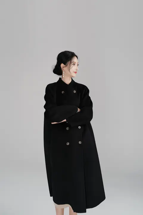 古典的なデザインのダブルフェイスカシミヤコート【極上の柔らかさ・アンティーク襟】