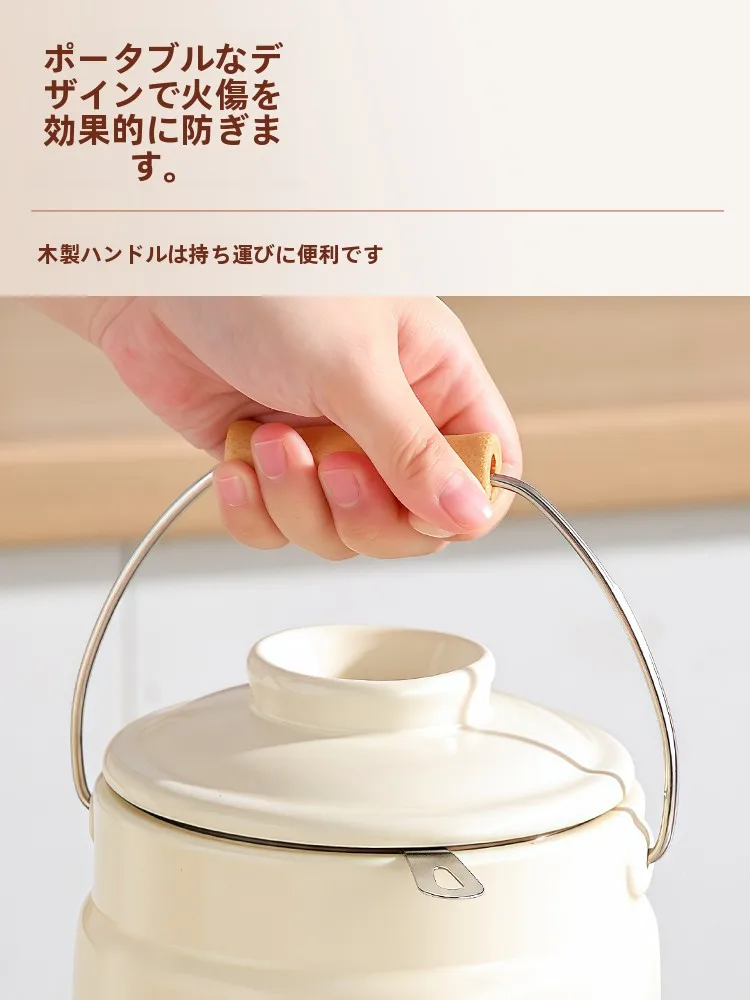 陶器製オイルポットはキッチンの油収納に最適な厚手セラミック製品か？