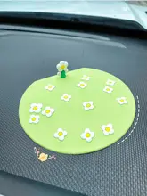 かわいくて便利！中控台用防滑マット【創意デザイン・車内装飾用】