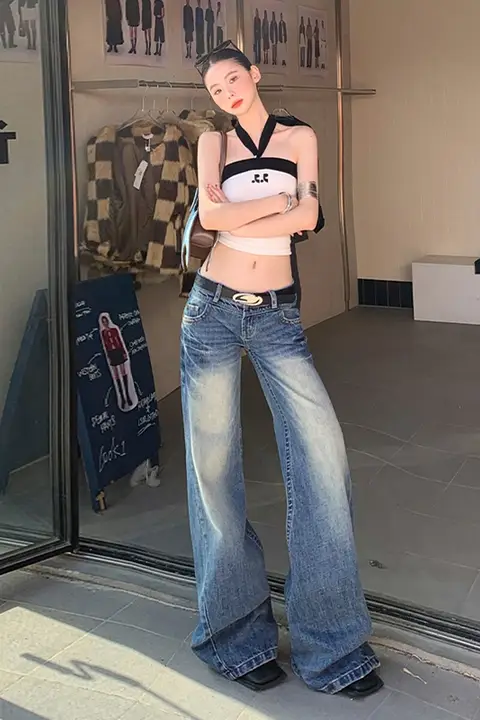 ヴィンテージ風ローライズストレートジーンズ【女性用・ハイストリートスタイル・スリムフィット】