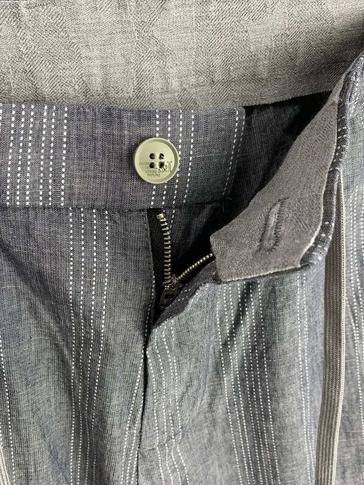 30代から40代の男性が選ぶべきカジュアルパンツは？ストライプの軽さと自由さが通勤・合コンに活きる理由