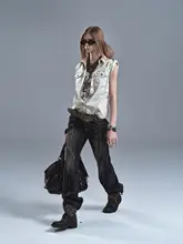 デザイン性を重視した無袖シャツ【袖まくり・肩章・金属ボタン・ポケット付き・パンキッシュスタイル 】