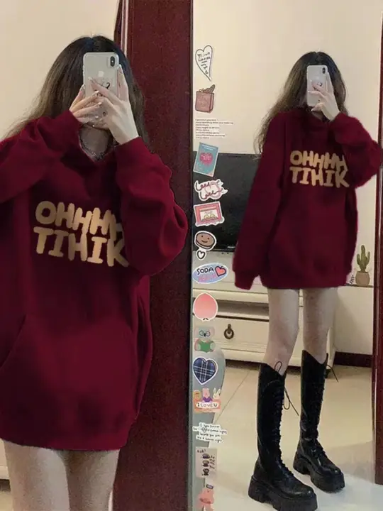 シックなワインレッドのフリースパーカー【秋冬用・中長丈・ゆったりデザイン】