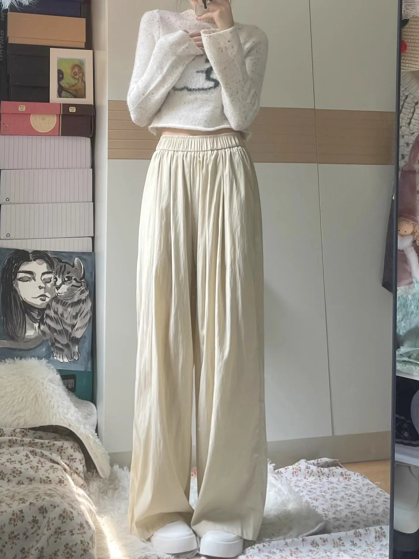 50代の白パンツコーデで年齢差をなくすには？この1本が通勤からレジャーまで救ってくれる