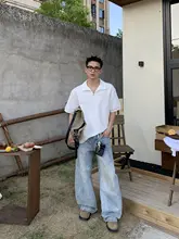 シンプルなデザインのVネック短袖Tシャツ【メンズ・ゆったりフィット・無地】