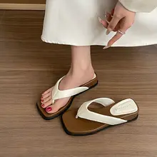 銀色厚底のフラットサンダル【防滑・夏用・女性用】（セットアップ対応）