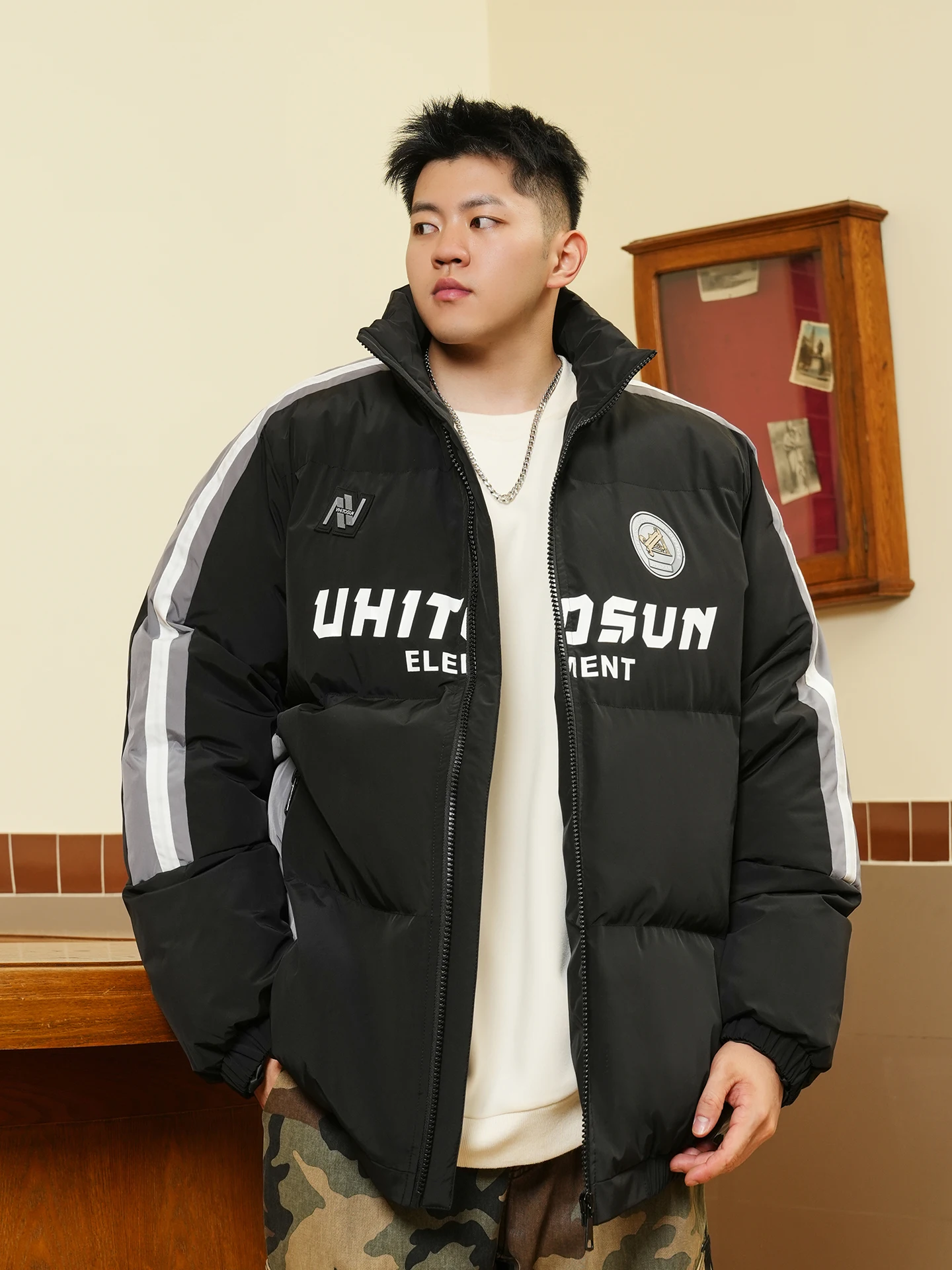 黒パンツとジャケットの組み合わせで失敗しない着こなしは？