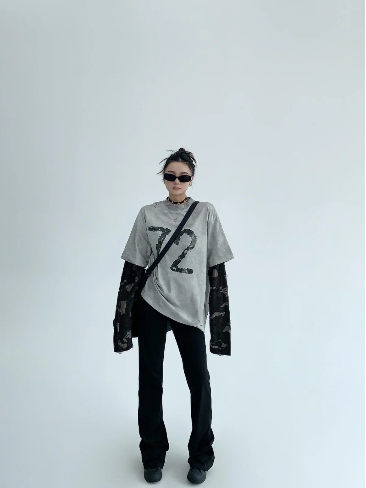 ジャケットとTシャツの組み合わせでダサくならない、そんな「ルーズフィットの美式風Tシャツ」は今、本当に必要なの？