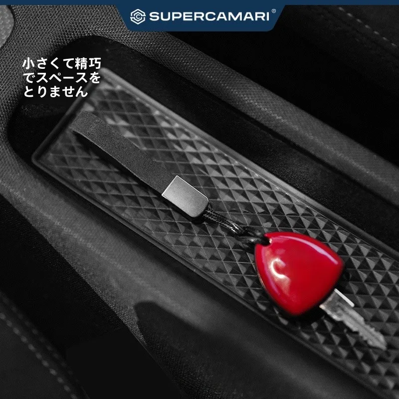 アルカンターラ製 キーホルダー：メルセデスベンツ・BMW・アウディ対応の高級感デザイン