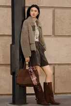 極上の柔らかさの短めジャケット【女性・小柄・フェイクシアリングデザイン】