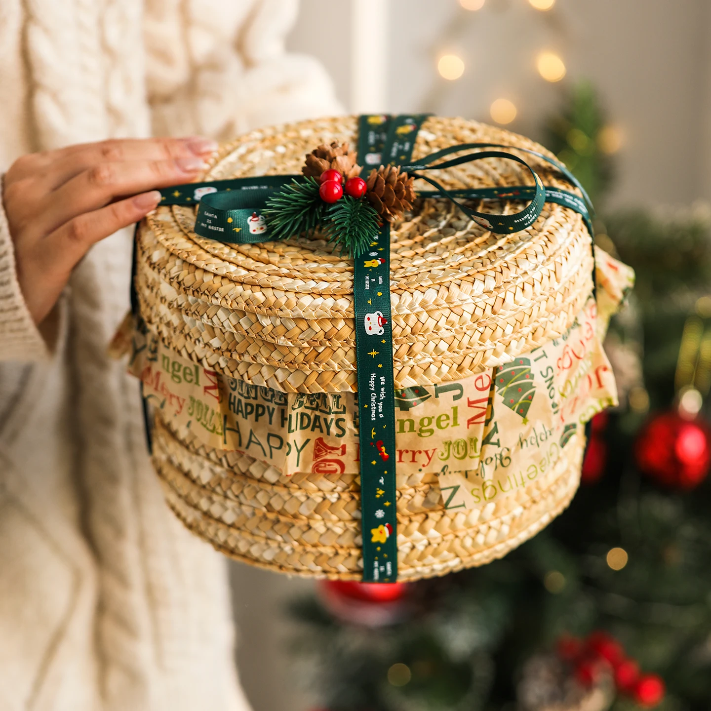 クリスマスお菓子ボックス：中式デザインと草編みの空のギフトボックスが贈り物に最適