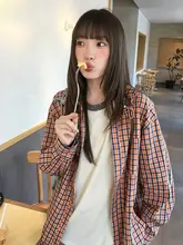 魅力的なカラーコンビネーションドット柄長袖トップス【フレンチ風・円形ネック・フィット感あり】