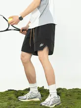 軽量で通気性抜群！メンズ夏用ショートパンツ【速乾・スポーティーランニング】