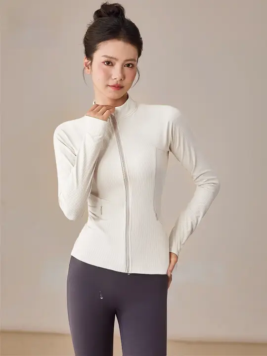 スポーツジャケット【秋冬用・フィットデザイン・風防止・保温・長袖・アウトドア・ヨガ対応】