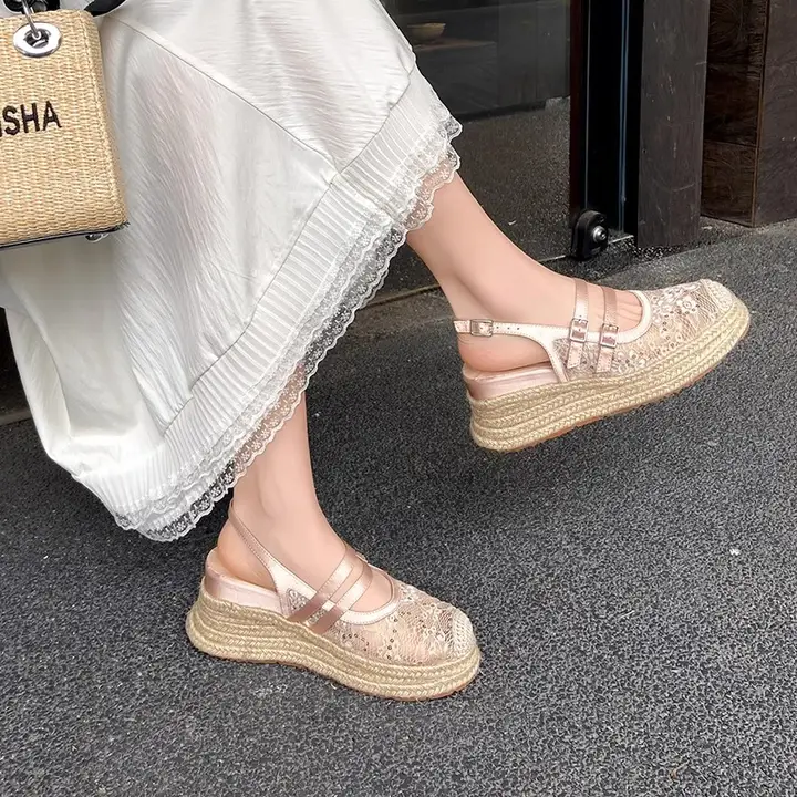 羊革製 夏用オープントゥサンダル【レース・メッシュ・通気性・厚底・草編みデザイン】