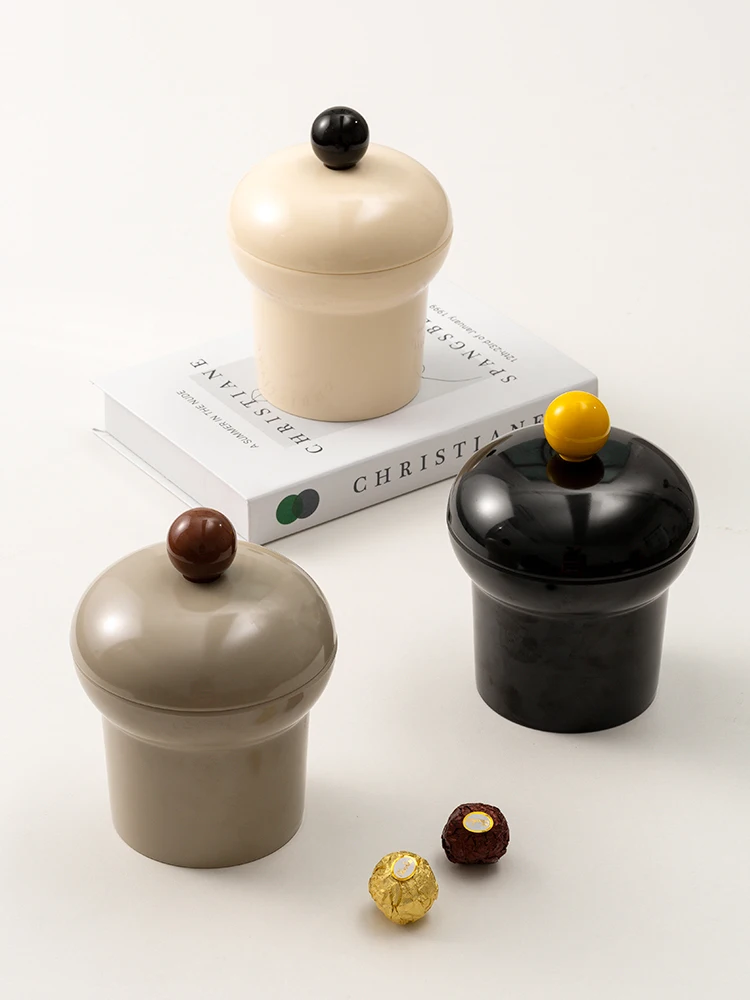 1×4 DIY アイデアで家を彩る！カラフルな収納缶は、どんなシーンで活躍するの？