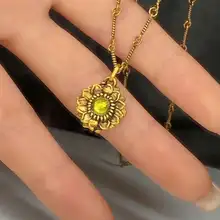 向日葵デザインの指輪【高級感あり・指先にぴったり】