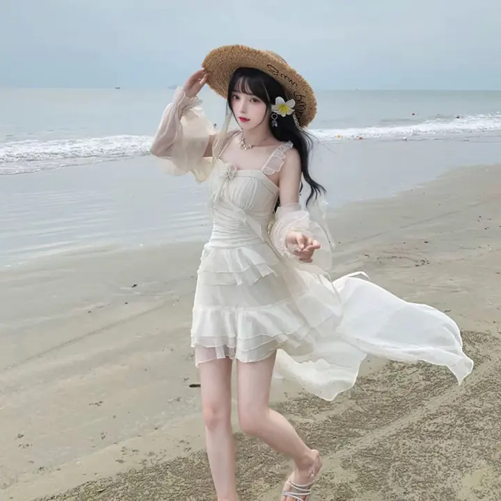 海辺のリゾートに最適！不規則デザインのキャミソールドレス【夏用・シフォン・ビーチスタイル】