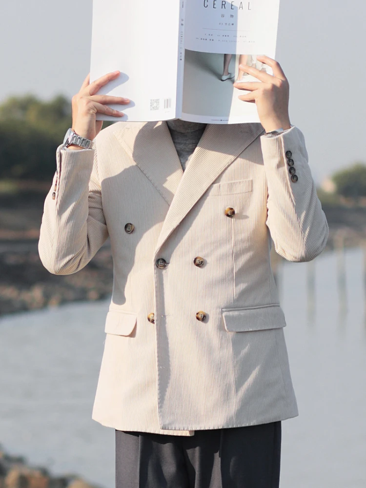 ダブルブレストスーツはなぜ60代の紳士服に最適なのか？