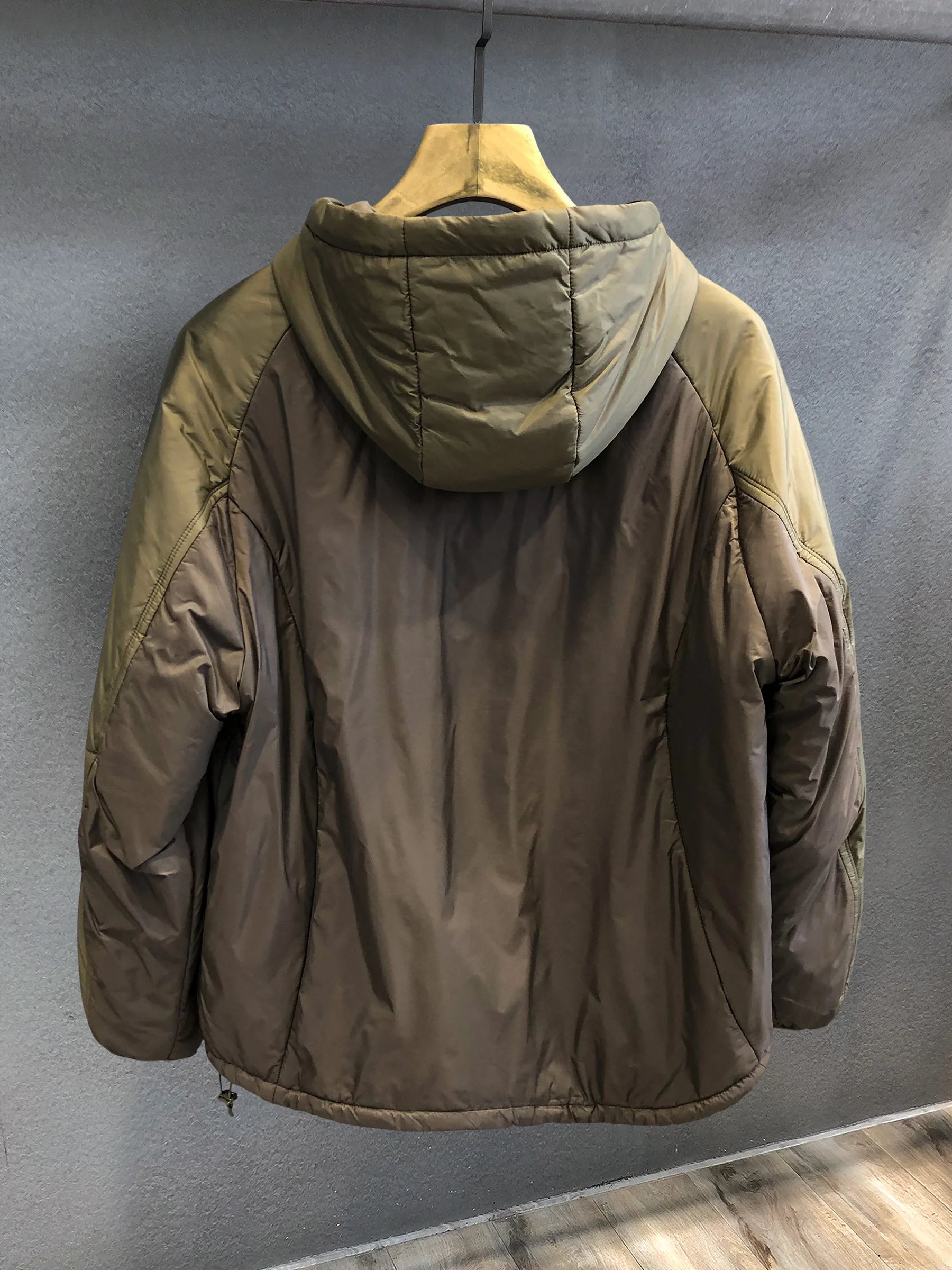 冬のキャンプで着るメンズファッションはどう選ぶ？