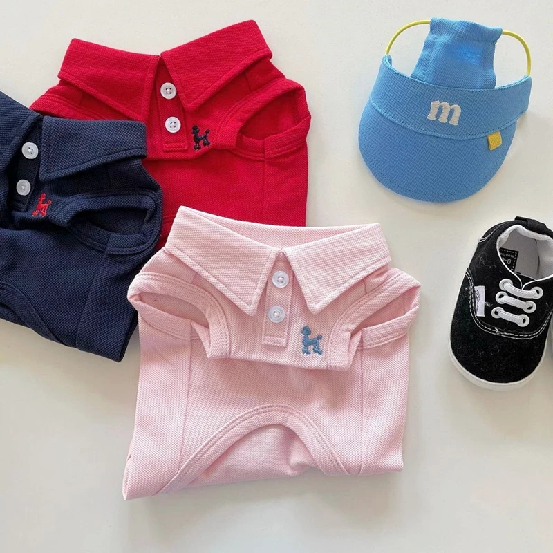 刺繍入りカーディガン風ペット服：夏用薄手タイプのデザインとサイズ選びの実際