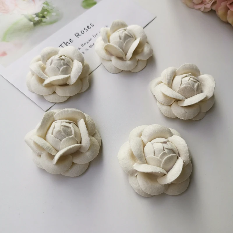 5cm 立体椿の花 ダブルフェイスファブリック：DIY装飾素材の使い方と実用性