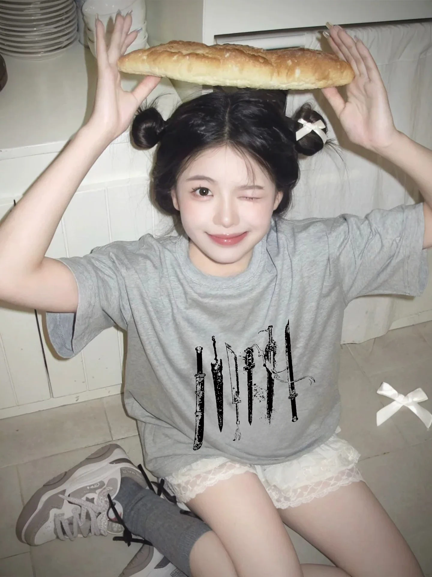 cropped t shirt は本当に通勤に合うのか？実は「中長款」がベストな理由