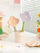 可愛らしい小花のインテリアオブジェ【リビング・寝室・子供部屋用・アクセサリートレイ】