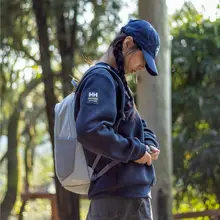 アウトドア用 超軽量 レディース登山リュック【軽量・旅行・デイパック】