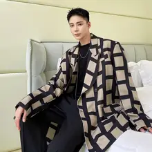 ブラックホワイトチェックの肩パッド付きフィットジャケット【秋冬用・カジュアルデザイン】（セットアップ対応）